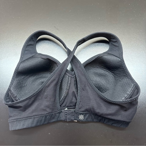 Athleta Women’s Sports Bra Black Size Large VNeck Crisscross Back Gym Active - Picture 4 of 11
